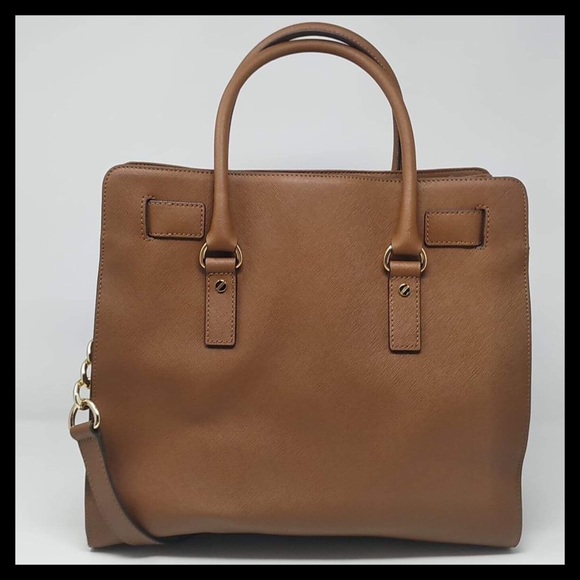 Michael Kors Large Saffiano Leather Tote - Picture 2 of 9